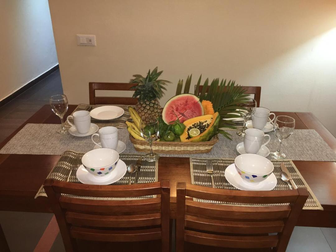 Djeug'Appart Hotel Yaounde Luaran gambar