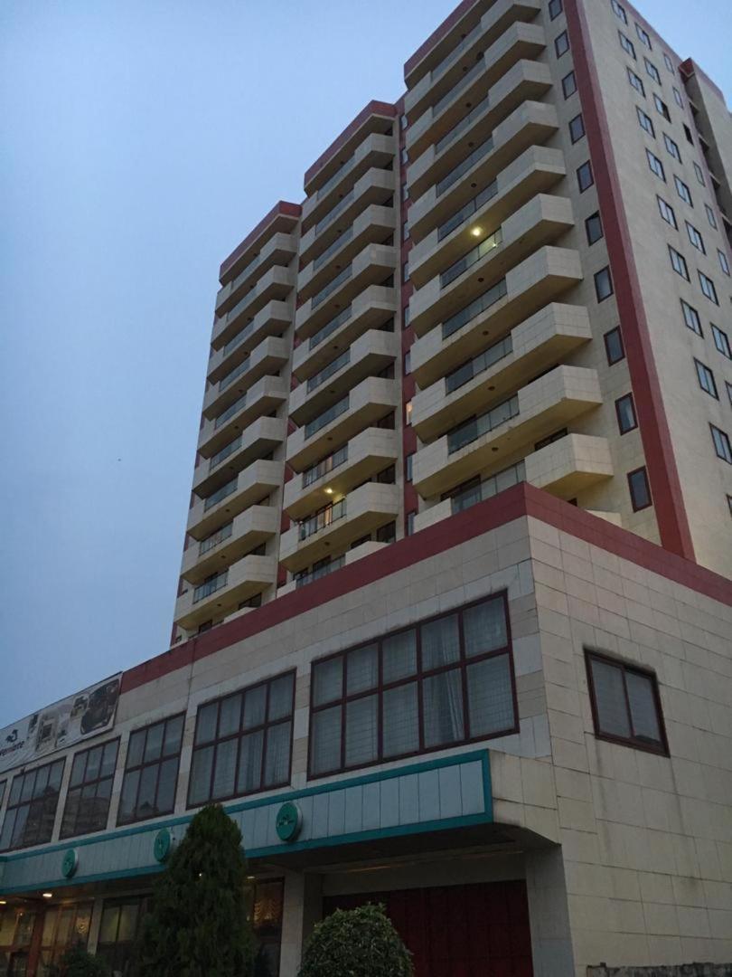 Djeug'Appart Hotel Yaounde Luaran gambar